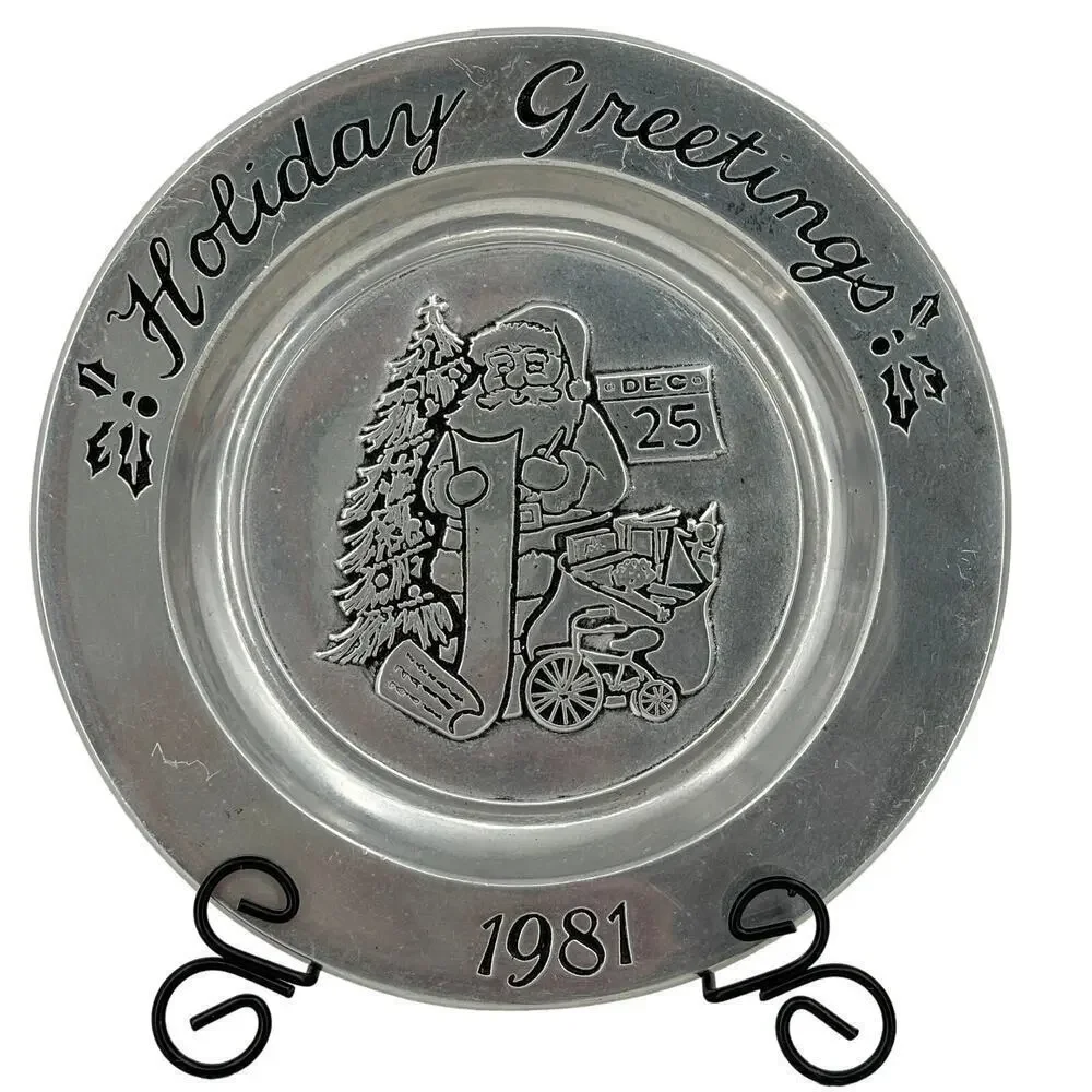 Wilton Pewter‎ Holiday Greetings Santa Plate Vintage 1981 Wall Hanger 7.5 Inch